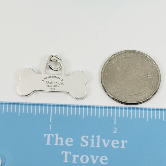 Return to Tiffany Dog Bone Pet Charm or Pendant Small in Silver Engravable - Picture 4 of 5